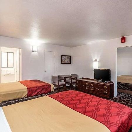 Econo Lodge University Tucson Extérieur photo
